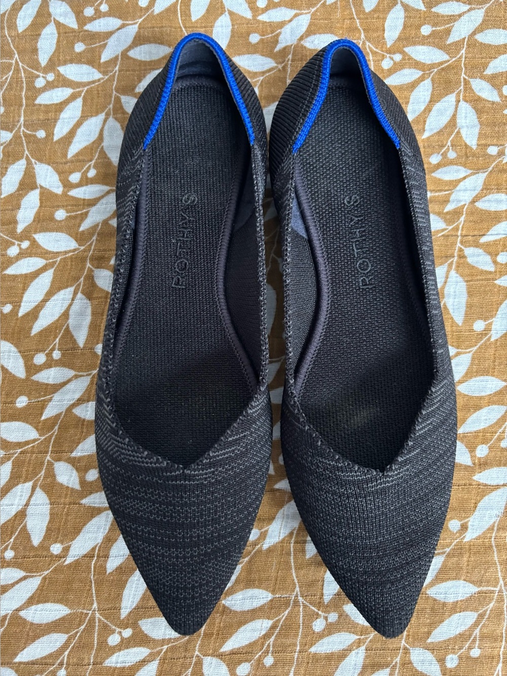 Rothy's The Point Charcoal Grey Knit Flats Size 7.5